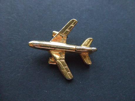 Vliegtuig goudkleurig (3)